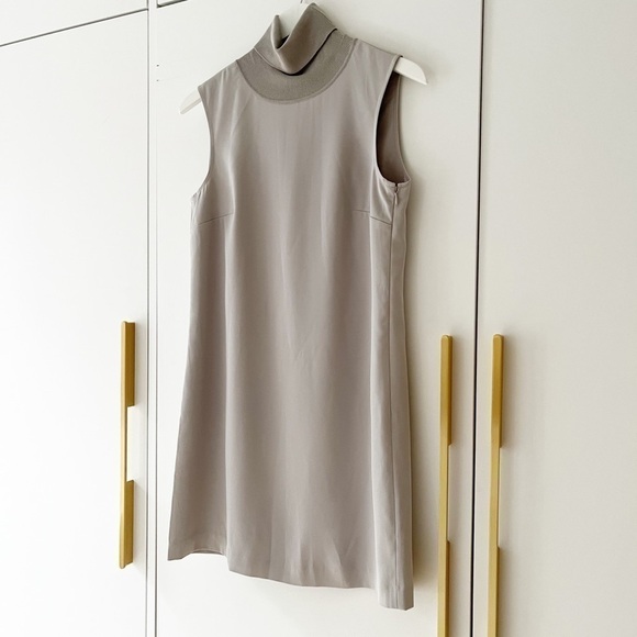 𝅺BNWOT Club Monaco Jourdan Dress in GREY - Picture 6 of 11